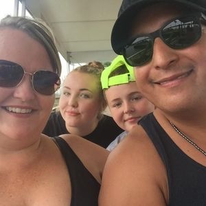 Meet your Posher, Dawn